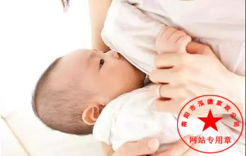 怎樣養(yǎng)護(hù)寶寶的頭發(fā)？南陽有培訓(xùn)金牌月嫂的嗎？