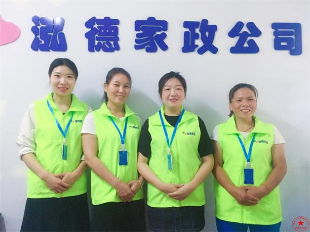 淅川專業(yè)月嫂教你怎樣讓寶寶乖乖吃飯。